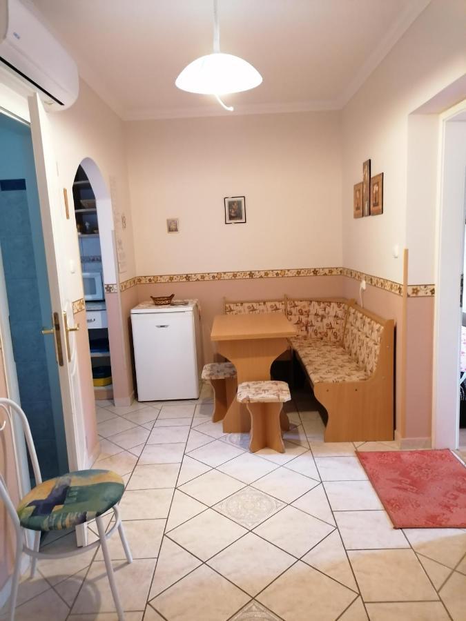Kaktuszvirag Apartmanhaz Hajdúszoboszló Exterior foto