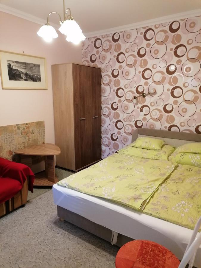Kaktuszvirag Apartmanhaz Hajdúszoboszló Exterior foto